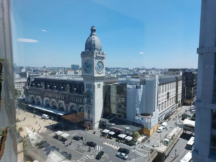 Vista sulla Gare de Lyon dall'ufficio di Parigi